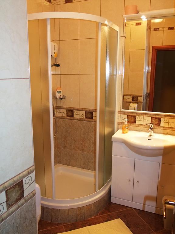 Bed & Breakfast Vila Stanisic Pozega Room photo